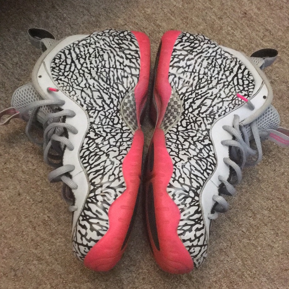 Elephant Print Foams - Picture 2 of 2